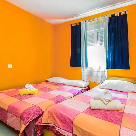 Apartments By The Sea Sparadici, Sibenik - 10015 Apartman