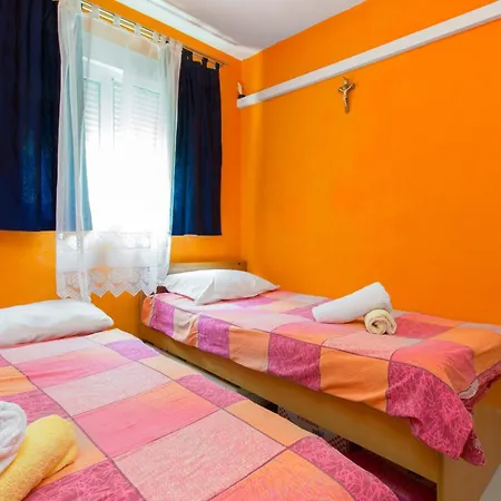 Apartamento By The Sea Sparadici, Sibenik - 10015 *